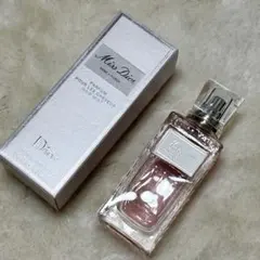 【新品未使用】Miss Dior ヘアミスト　30ml 箱入り