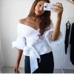 タイムセール☆オフショルダーブラウス パフスリーブ ホワイト