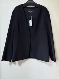新品☆INDIVI❤️大きいサイズ15号ノーカラージャケット 黒