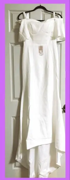 Queen Fashion ホワイトオフショルダーロングドレス