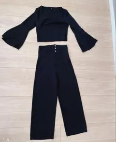 ブラックフレアスリーブ ワイドパンツセットアップ