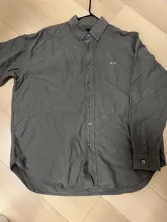 HUF ボタンダウンシャツ グレーのサムネイル