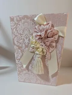 ジェニファーテイラーピンクダマスク柄ダストボックス　ゴミ箱