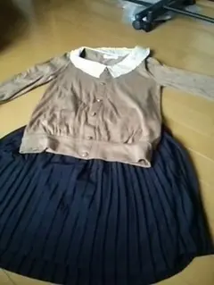 KLEIN＋クラン    カーディガンとスカートのセット