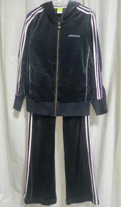 adidas ベロアジャージ 上下セットアップ 黒グレーアディダス即購入OK