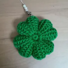 ハンドメイド かぎ針編み クローバー ストラップ