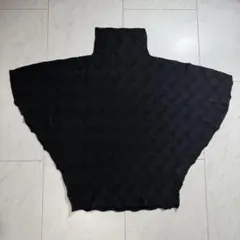 イッセイミヤケ me 半袖トップス Tシャツ ハイネック ポンチョシルエット 黒のサムネイル