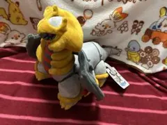 タカラトミー ポケモン ギラティナ ぬいぐるみ 2008年 タカラトミー ポケモン ギラティナ ぬいぐるみ 2008年 - メルカリ