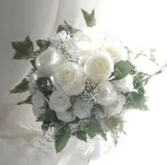 ウェディングクラッチブーケ　ブートニア込み　ブーケ　ブライダル