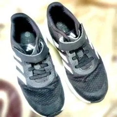 adidas スニーカー ブラック/ホワイト