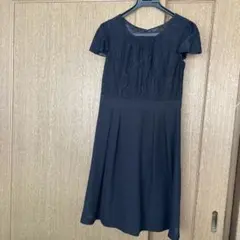 黒いレースフレアワンピース