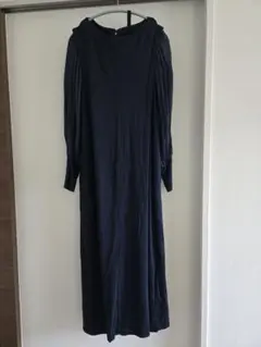 ネイビー　長袖ワンピース　ロペピクニック