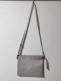 無印良品サコッシュのサムネイル