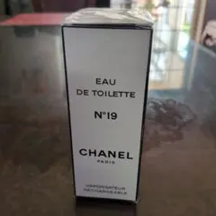 CHANEL Eau de Toilette N°19 100ml
