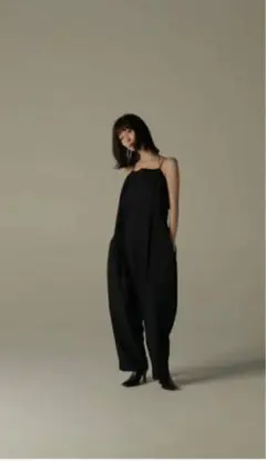 【最終お値下げ】louren back open cocoon jumpsuit