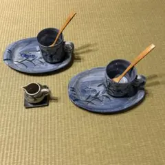 青色花柄カップ・ソーサーセット
