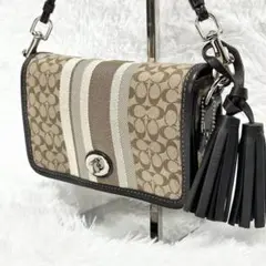 【美品】COACH シグネチャー ショルダーバッグ 斜め掛け ターンロック