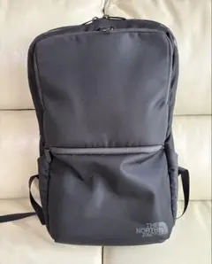 ノースフェイス Shuttle Daypack Slimスリム　黒 15.5Lのサムネイル