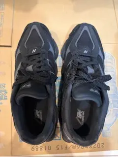 New Balance 9060 ブラック スニーカーのサムネイル