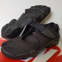 ナイキ エア リフト ブラック HF5389-001 24cm