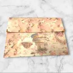 Item thumbnail for item 7f4c6cf4-dfcb-49b7-829c-b944a7b95322