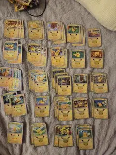ポケモンカード ピカチュウ 30th 24種類 まとめ売り 商品説明欄要確認