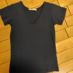 レディースネイビー Vネック Tシャツ Sサイズ