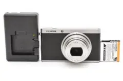 フジフィルム　FUJIFILM XF1 909のサムネイル