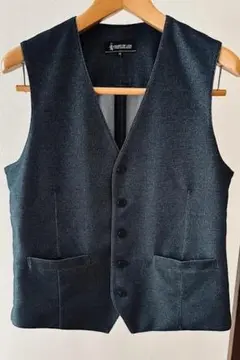 Mサイズ ベスト【HEART OF LION HIROKO KOSHINO】