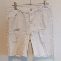 TINSLETOWN ホワイトデニムショートパンツ ダメージデニム