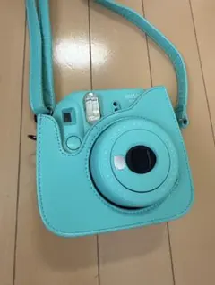 Fujifilm instax mini 8+ ミントグリーン 本体