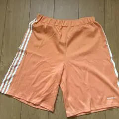 adidas neo オレンジショートパンツ