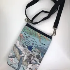 猫や鯨や仲間たちの生地で作った⭐️スマホ収納ポシェット