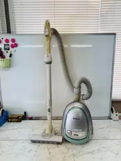電気掃除機 紙パック式 650W 2006年製 National MC-P600J-G グリーン 家電 ナショナル 苫小牧西店 概要 電気掃除機 MC-P600J | 掃除機・クリーナー | Panasonic