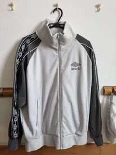 9090×UMBRO Reglan トラックジャケット