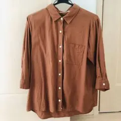 ブラウン シャツ