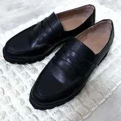 ATELIER BRUGGE アトリエブルージュ 厚底ローファー 黒 23.5のサムネイル