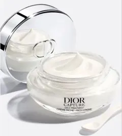 アルマーニ ARMANIクレマネラエクストレマクリー 30ml - メルカリ