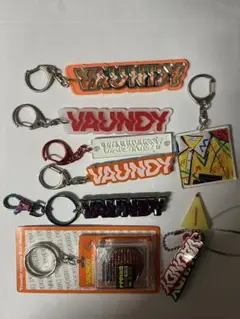 vaundy キーホルダー　3種まとめ売り 新品】 Vaundy “HEADSHOT” ガチャ ジャケ写キーホルダー3種