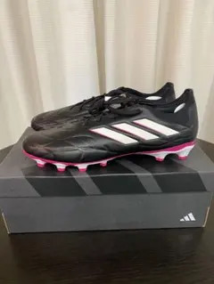 adidas MULTI GROUND サッカーシューズ　28.5㎝
