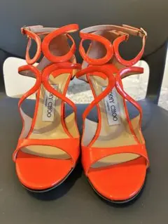 JIMMY CHOO パテントレザー サンダル オレンジ 35のサムネイル