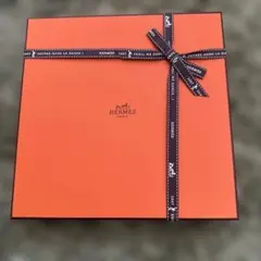 HERMES ロゴ刺繍入りペットクッション サイズ2 大きいサイズ - メルカリ