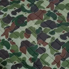キルティング生地　ナイロンタフタ　迷彩柄