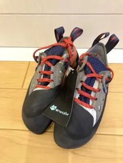 美品試着のみ イボルブ クライミングシューズ US7