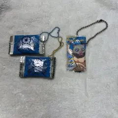 ⭐️鬼滅の刃⭐️超激レア品⭐️波模様の黒い刀⭐️キャラクターグッズ⭐️大人気⭐️激カッコイ⭐️ Amazon.co.jp: 模造刀刀剣鬼之包丁鬼神丸国重ZS136 : ホーム