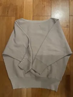 ロペピクニック　ドルマンリブニット パールボタン付き