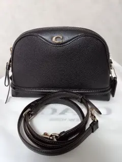 COACH ショルダーバッグ ブラック　ドーム型のサムネイル