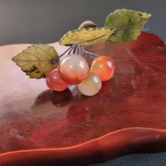 自然石置物さくらんぼ