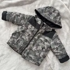 Petit main ダウン 迷彩柄 フード付き 防寒　 80サイズ