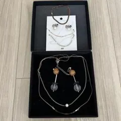 2連ネックレス（パール/鼈甲調）　ブレスレットイヤリングなど6点と指輪5点セット